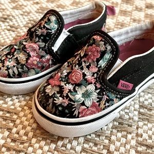 Infant/Toddler Floral Slip-On Vans 5.5
